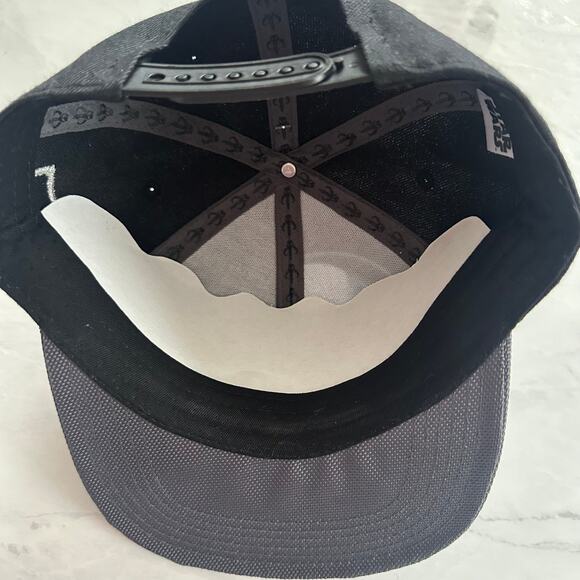 NWT Disney Star Wars Mandalorian black blue split Adult Snapback Hat Baseball - Picture 5 of 12